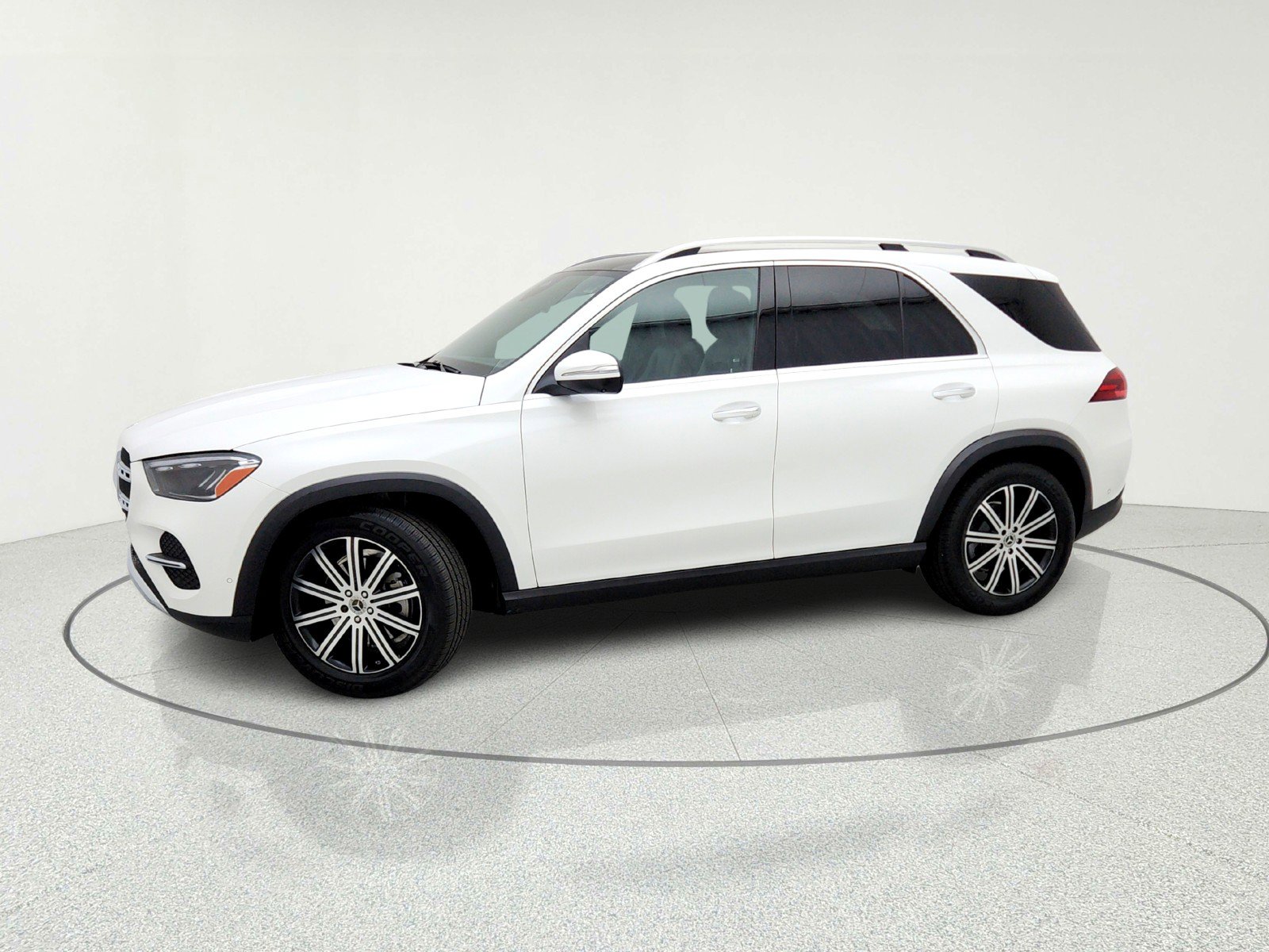 Certified 2026 Mercedes-Benz GLE 350 4MATIC image 2