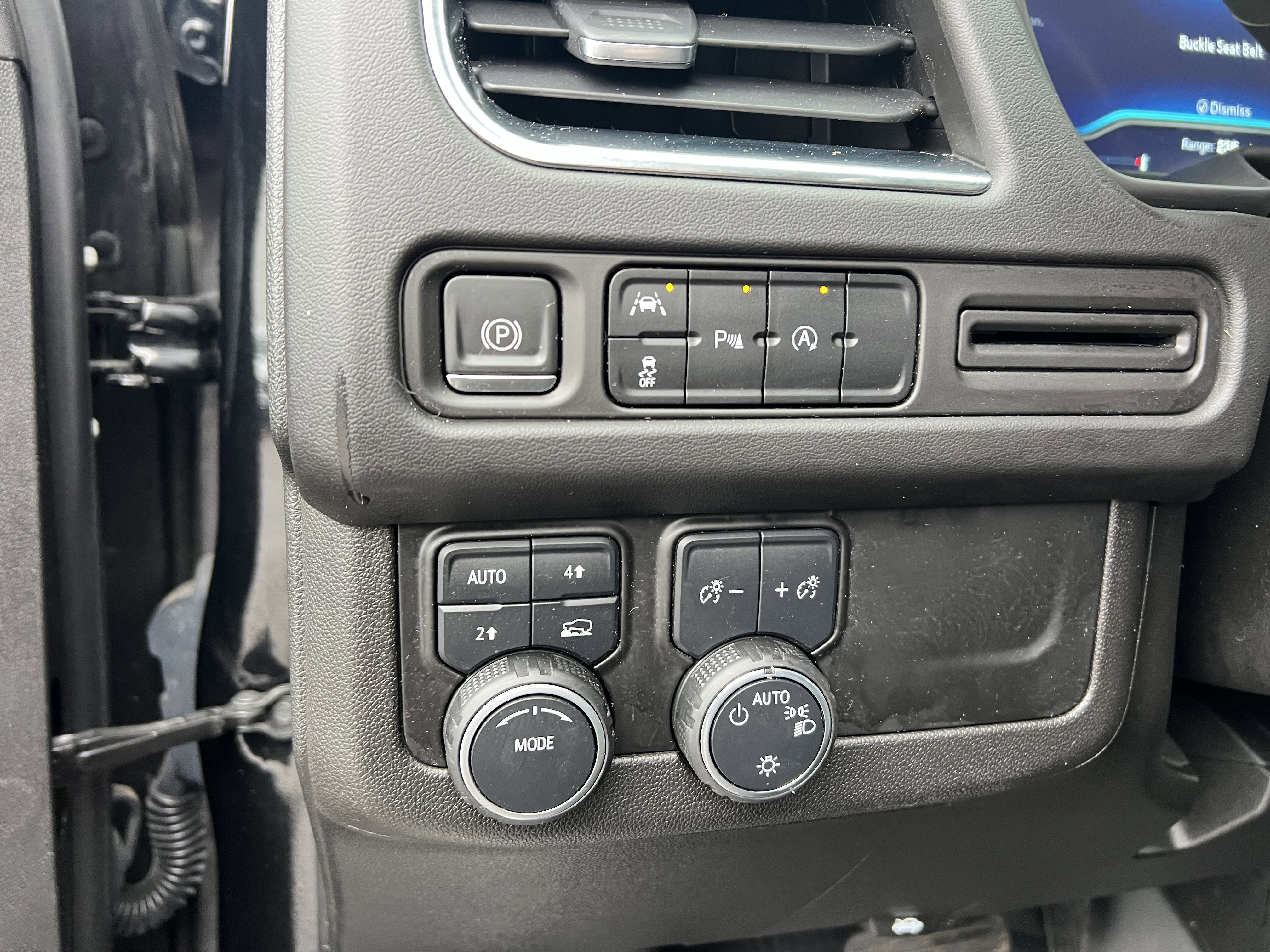 Certified 2023 Chevrolet Suburban RST image 20