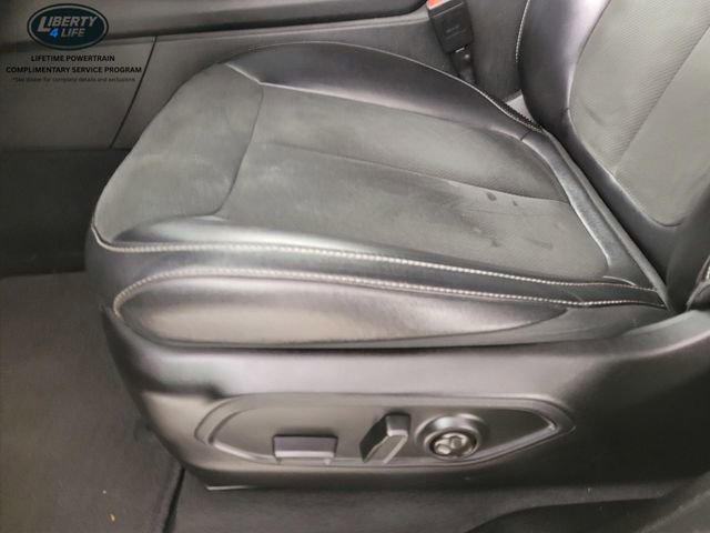 Used 2023 Jeep Grand Cherokee L Laredo image 14