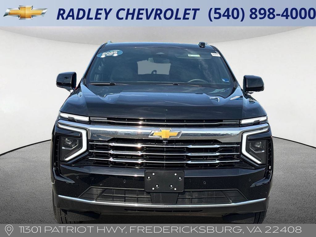 Certified 2025 Chevrolet Suburban LT AWD/4WD image 23