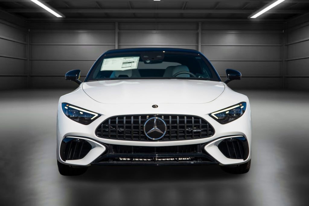 New 2026 Mercedes-Benz SL 63 AMG 4MATIC image 2