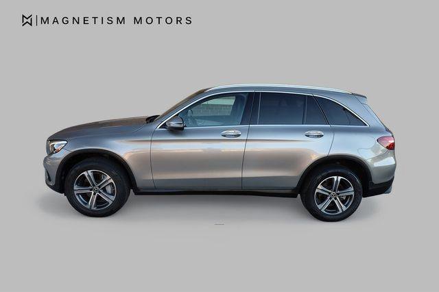 Used 2019 Mercedes-Benz GLC 300 4MATIC image 3