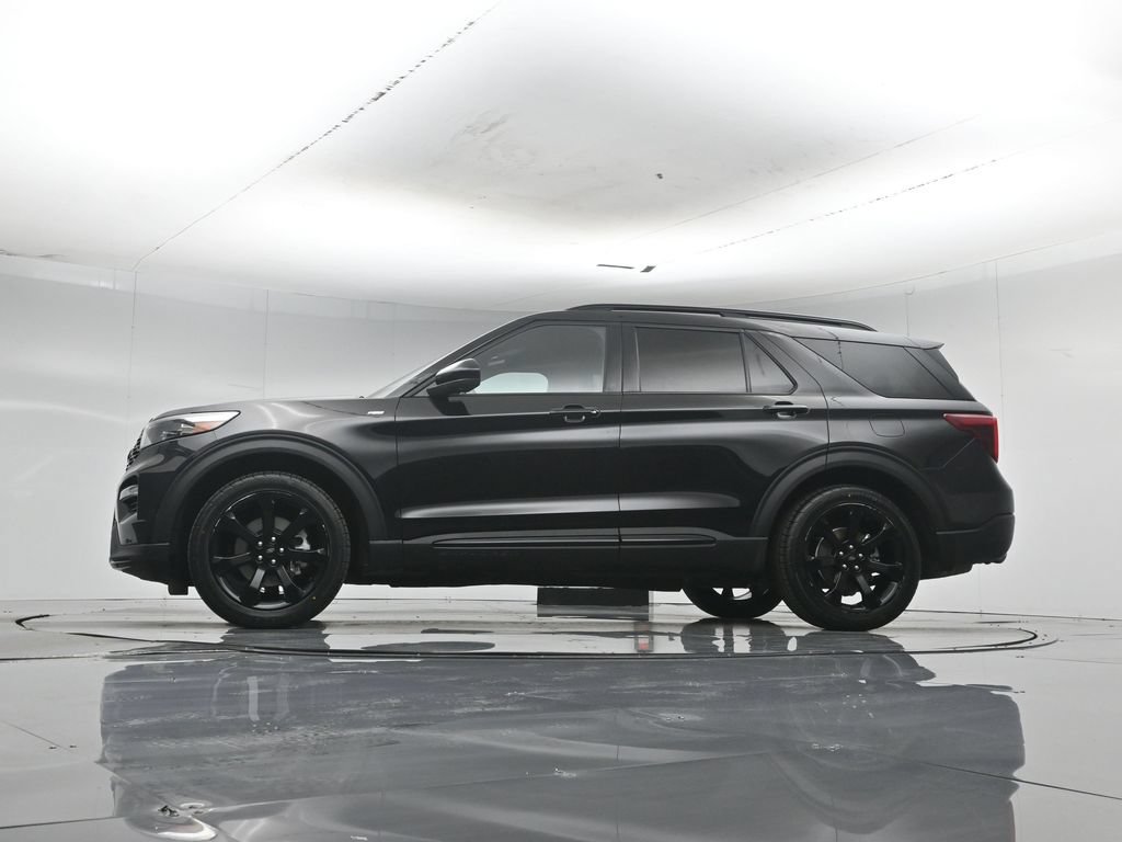 Certified 2023 Ford Explorer ST-Line w/ Class IV Trailer Tow Package RWD image 49