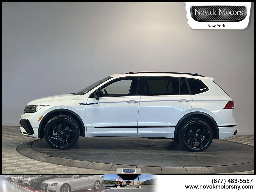 Used 2023 Volkswagen Tiguan SE R-Line image 5