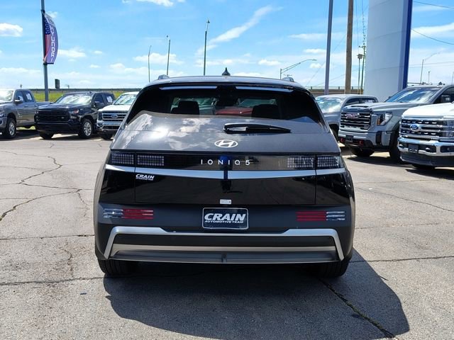New 2025 Hyundai Ioniq 5 SEL RWD image 6