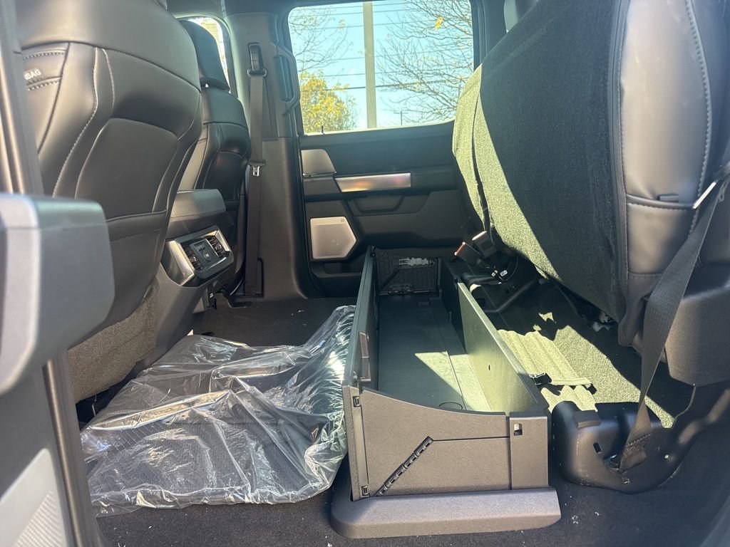 New 2026 Ford F350 Platinum w/ Tremor Off-Road Package image 25