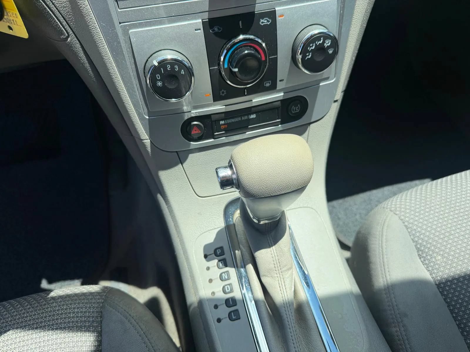 Used 2010 Chevrolet Malibu LS FWD image 16