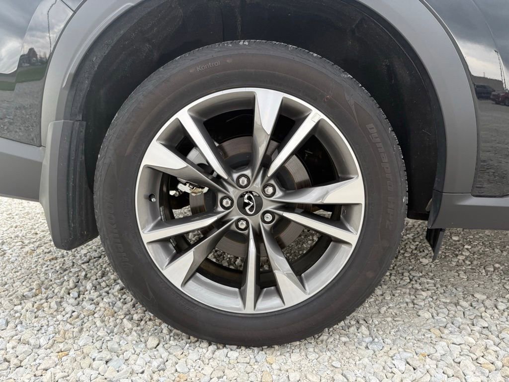 Used 2025 INFINITI QX60 Luxe image 16