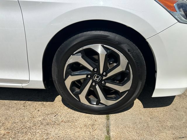Used 2016 Honda Accord EX-L image 34