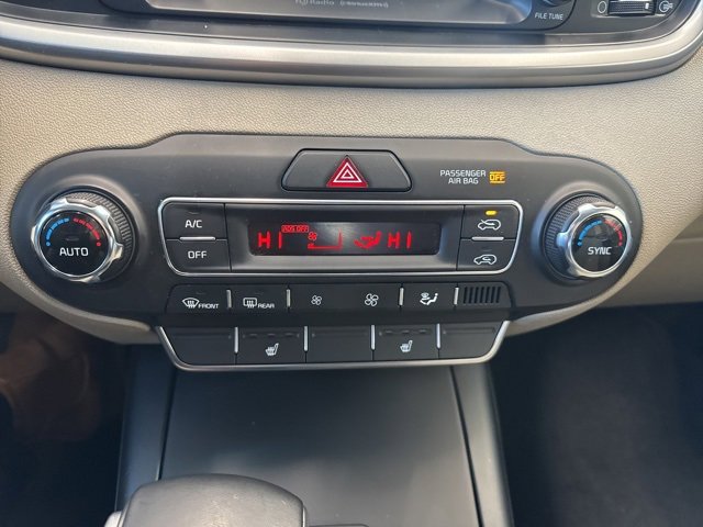 Used 2019 Kia Sorento LX w/ LX Convenience Package image 23