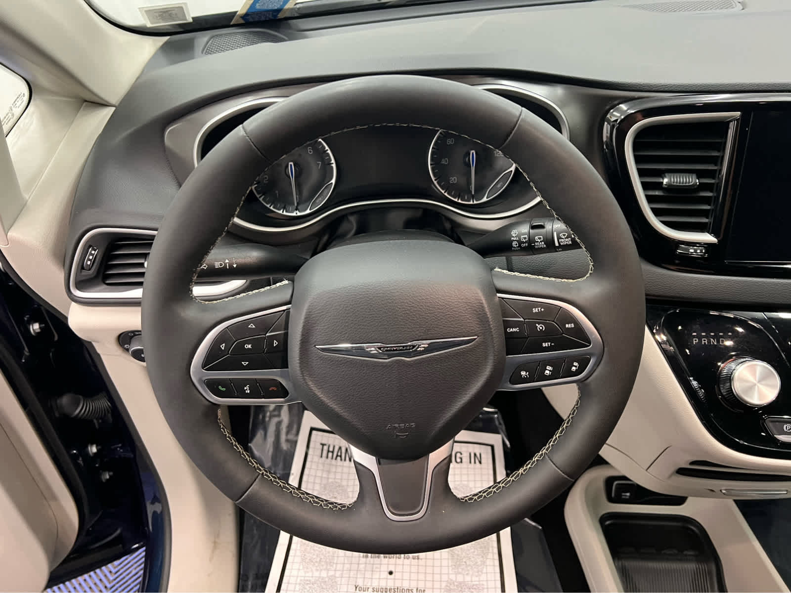 Used 2024 Chrysler Pacifica Touring-L image 17