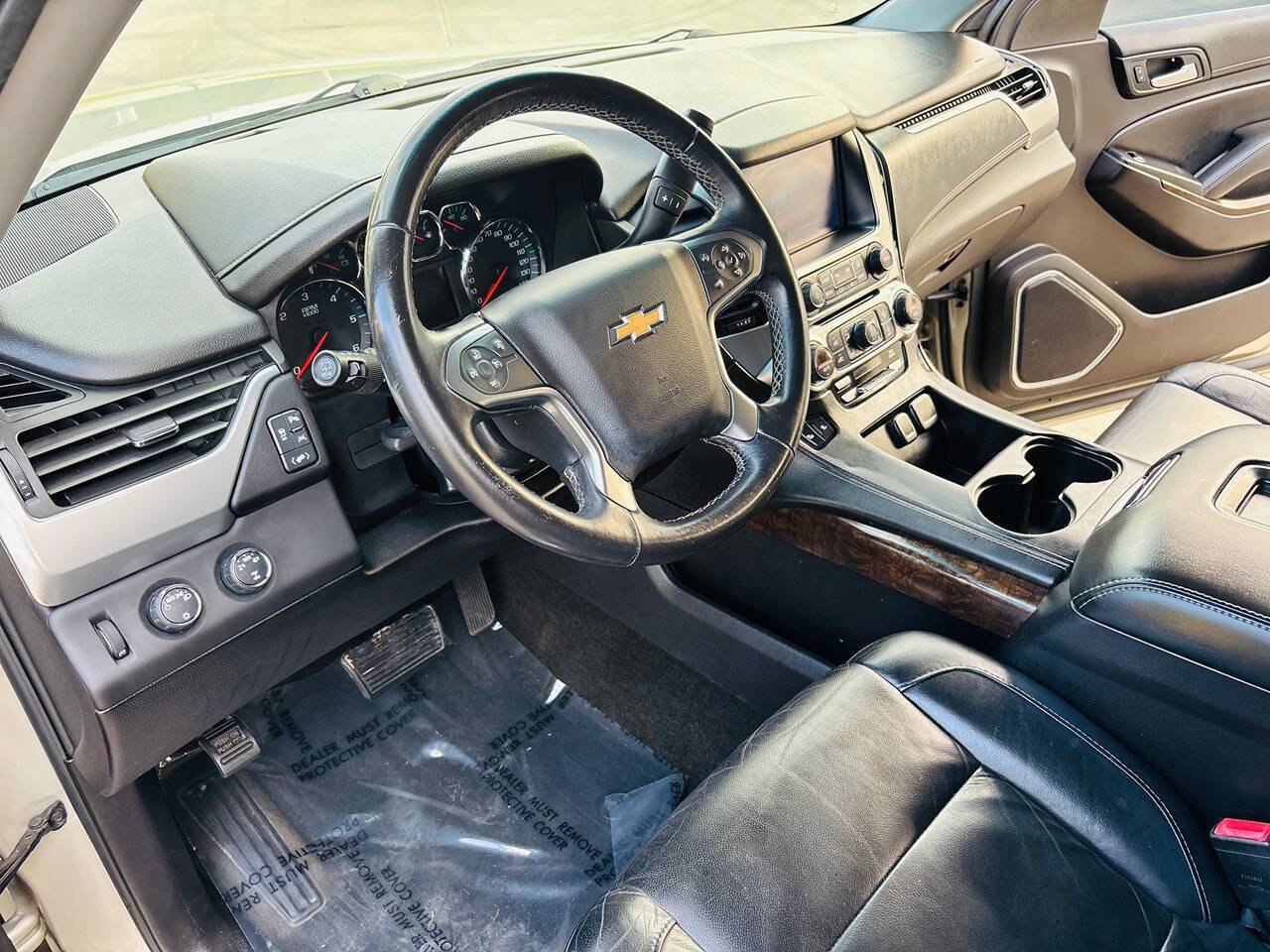 Used 2016 Chevrolet Suburban LT image 20