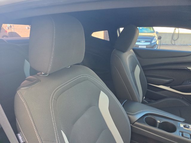 Certified 2024 Chevrolet Camaro LT RWD image 17