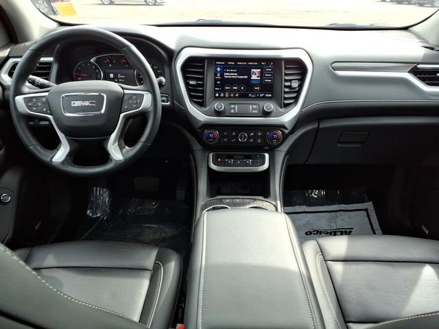 Certified 2023 GMC Acadia SLT w/ Preferred Package FWD image 12