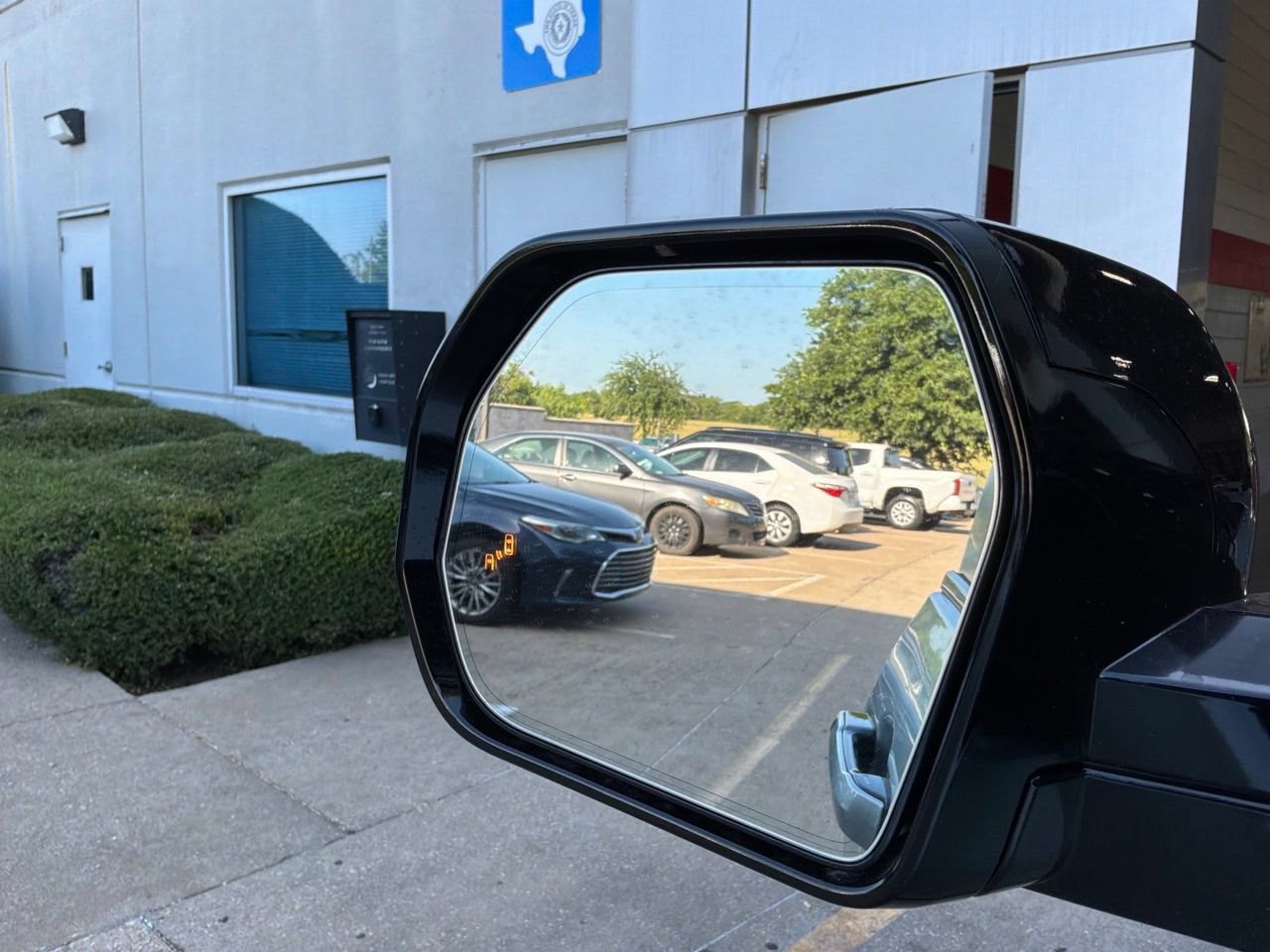 New 2026 Toyota Tundra Limited AWD/4WD image 20
