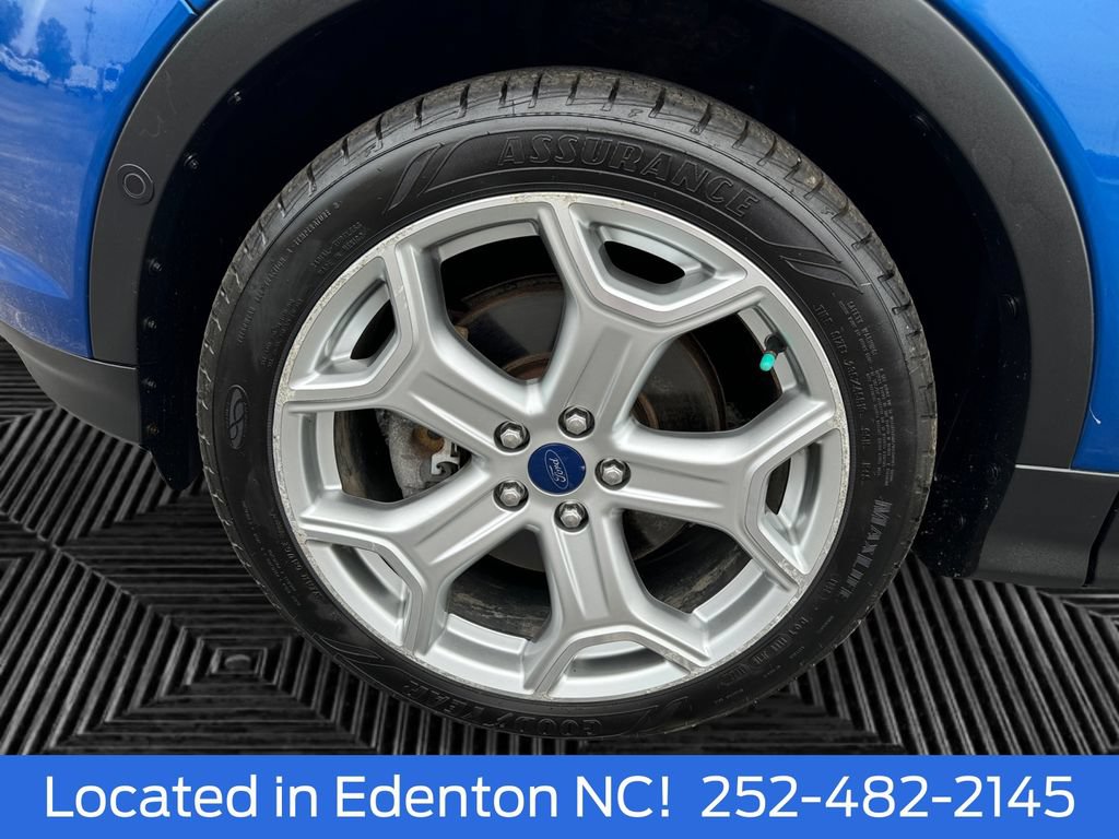 Certified 2017 Ford Escape Titanium w/ Equipment Group 301A AWD/4WD image 15