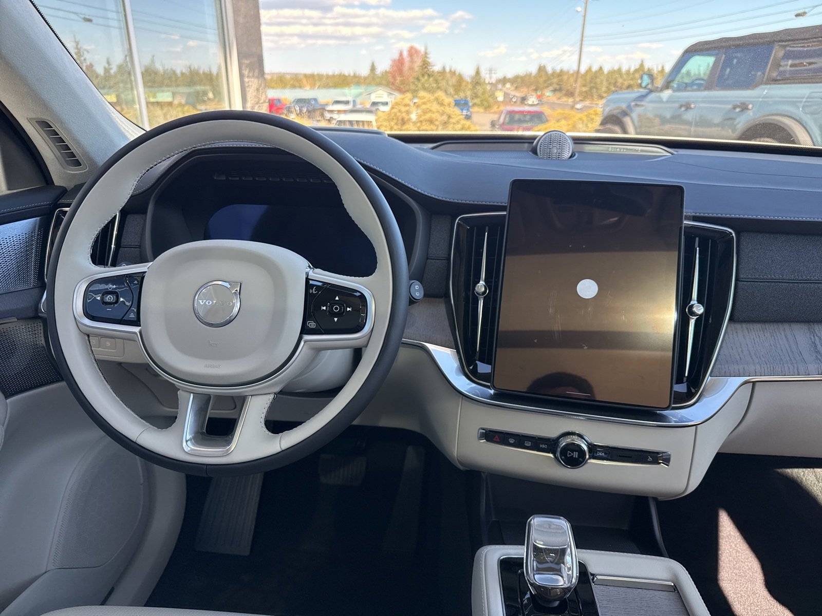 New 2026 Volvo XC90 T8 Ultra image 19
