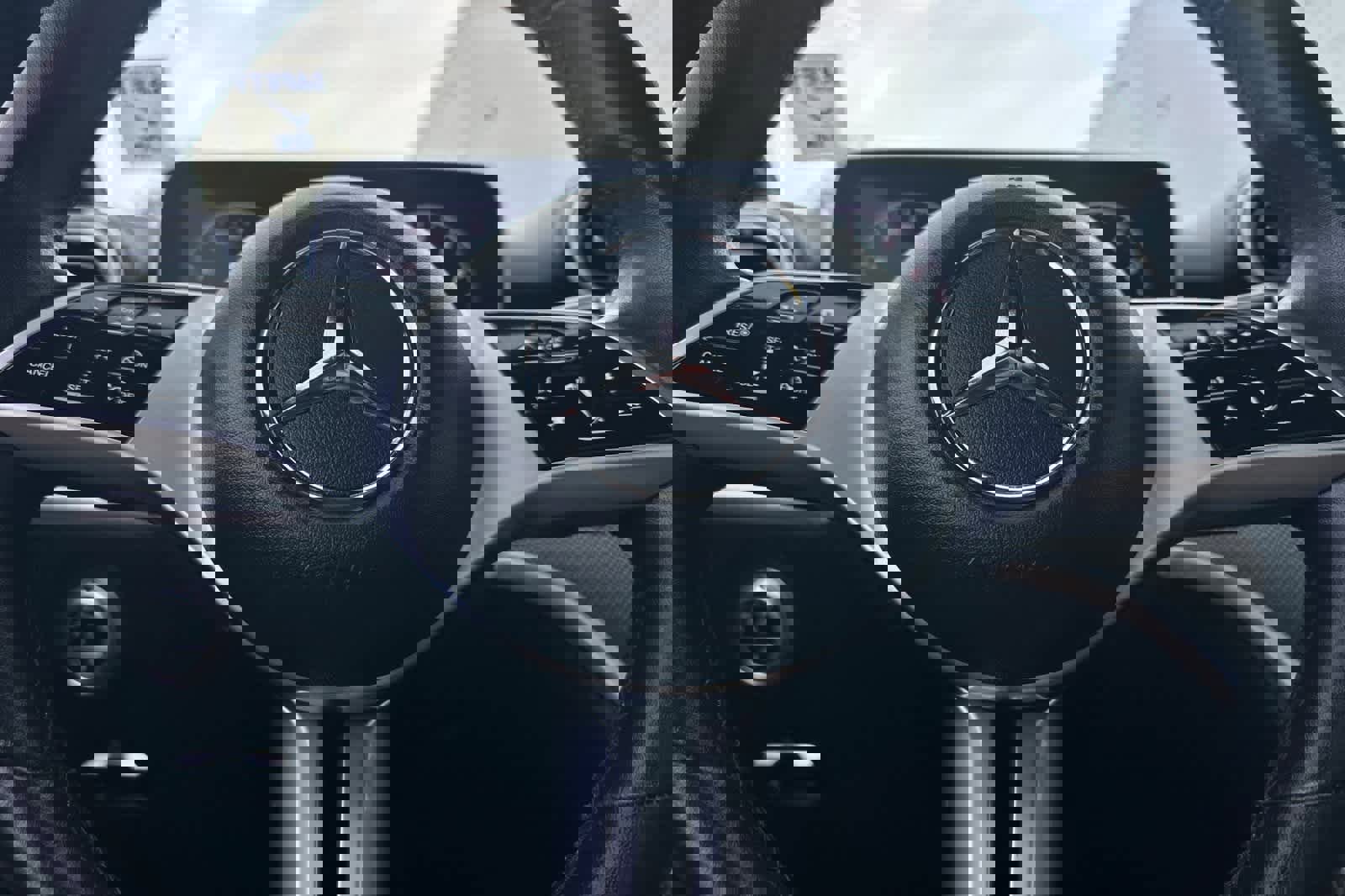 Used 2024 Mercedes-Benz CLE 300 4MATIC Coupe image 29