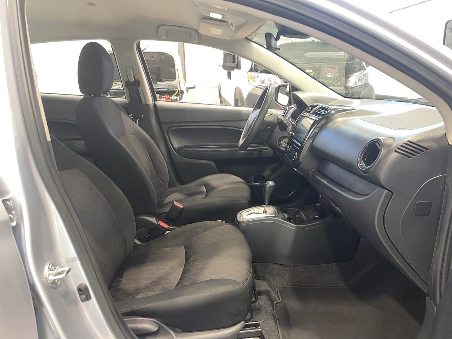 Used 2024 Mitsubishi Mirage ES FWD image 11