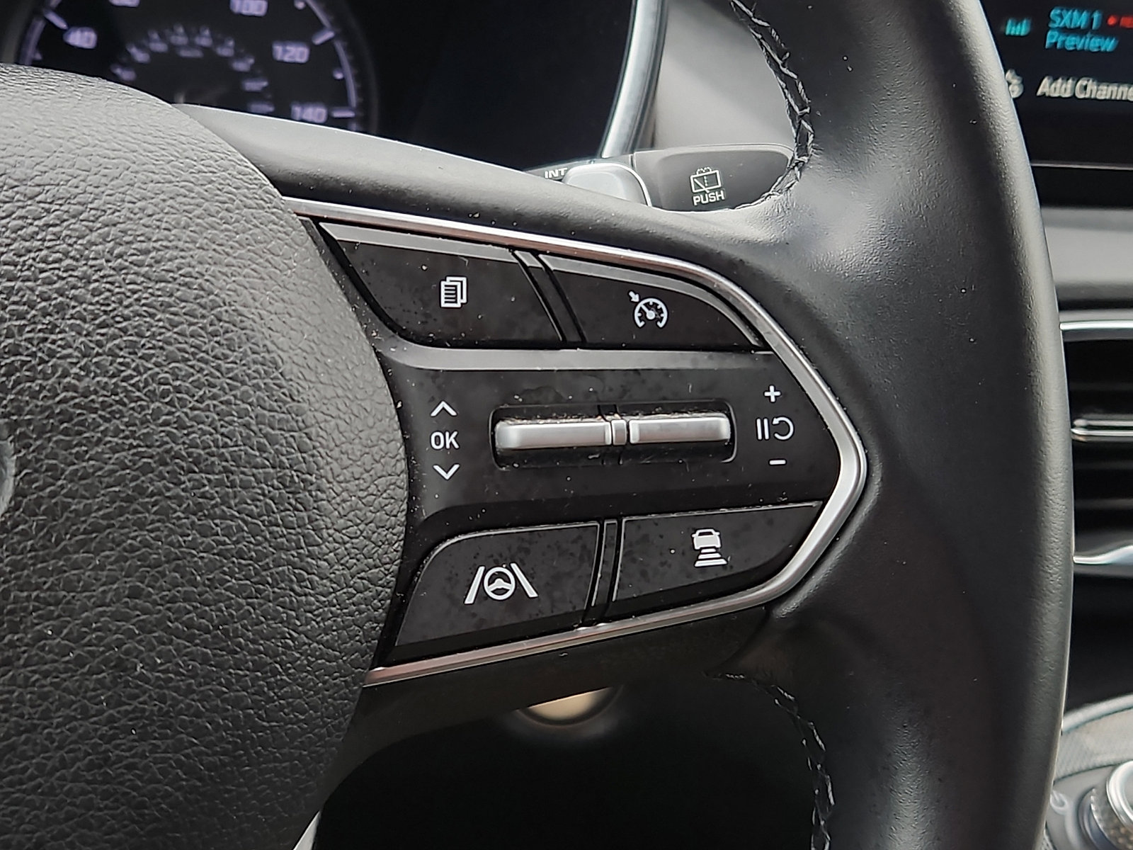 Used 2023 Hyundai Santa Fe SEL image 21