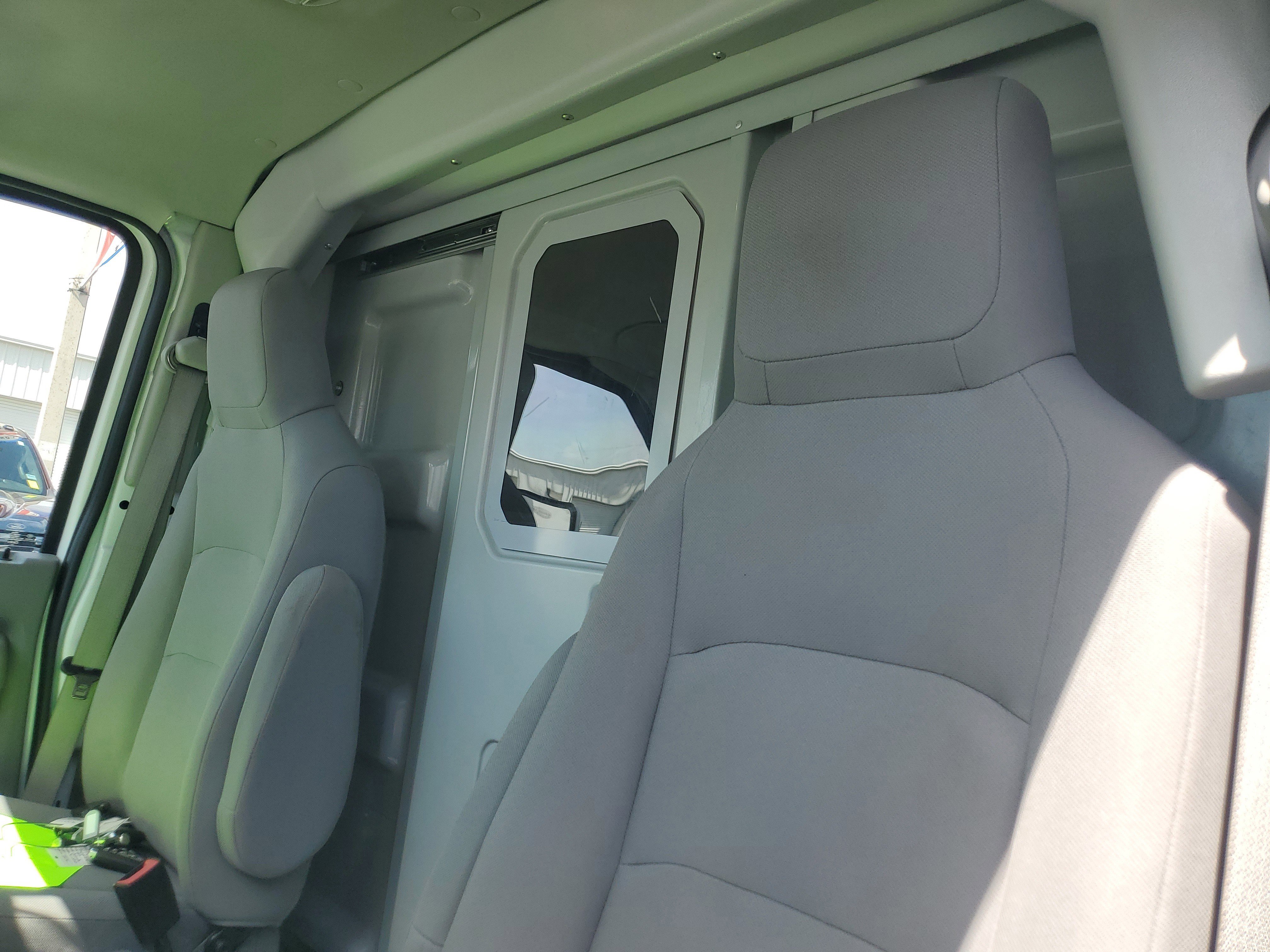 Certified 2024 Ford E-450 and Econoline 450 Super Duty w/ Driver's Safety Package image 16