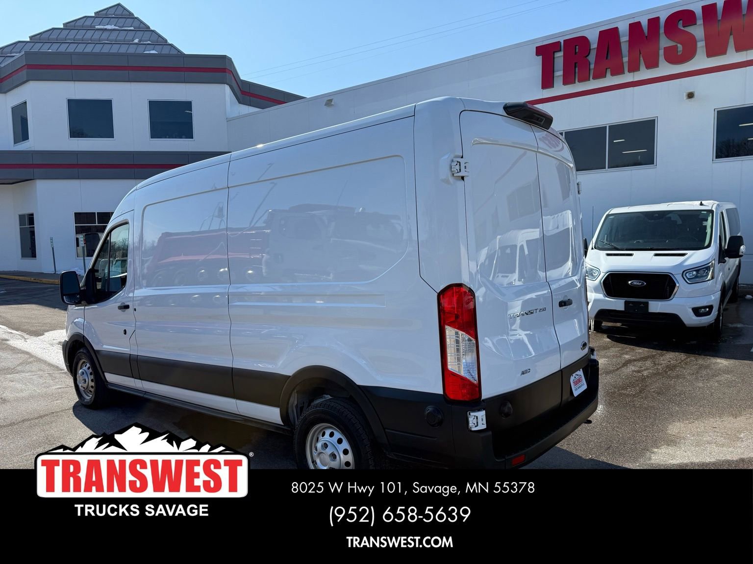 Used 2024 Ford Transit 250 148 Medium Roof Extended AWD image 2