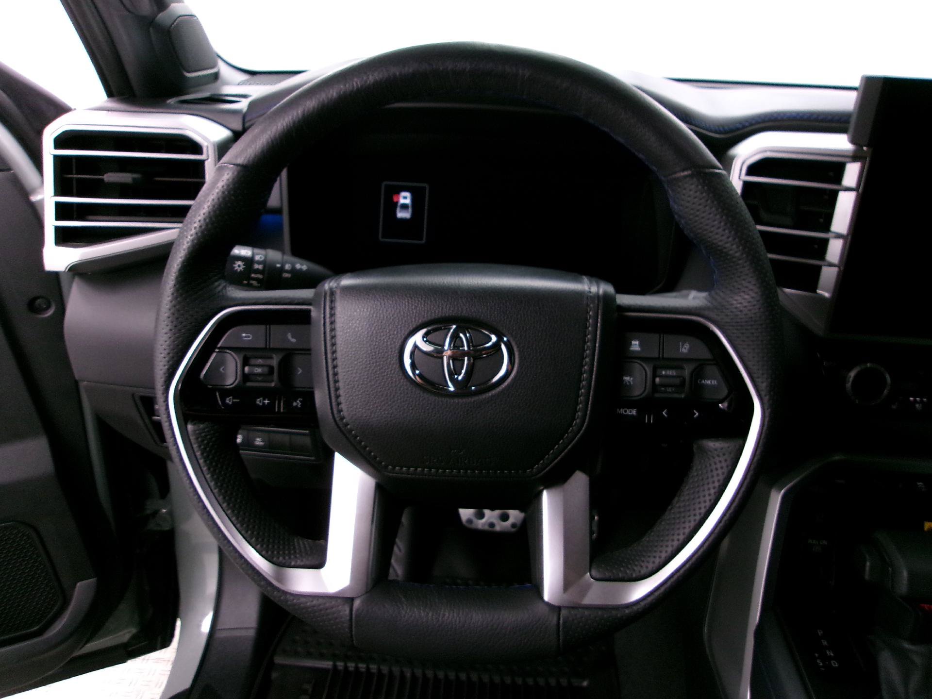Used 2024 Toyota Tundra Platinum w/ TRD Off-Road Package AWD/4WD image 7
