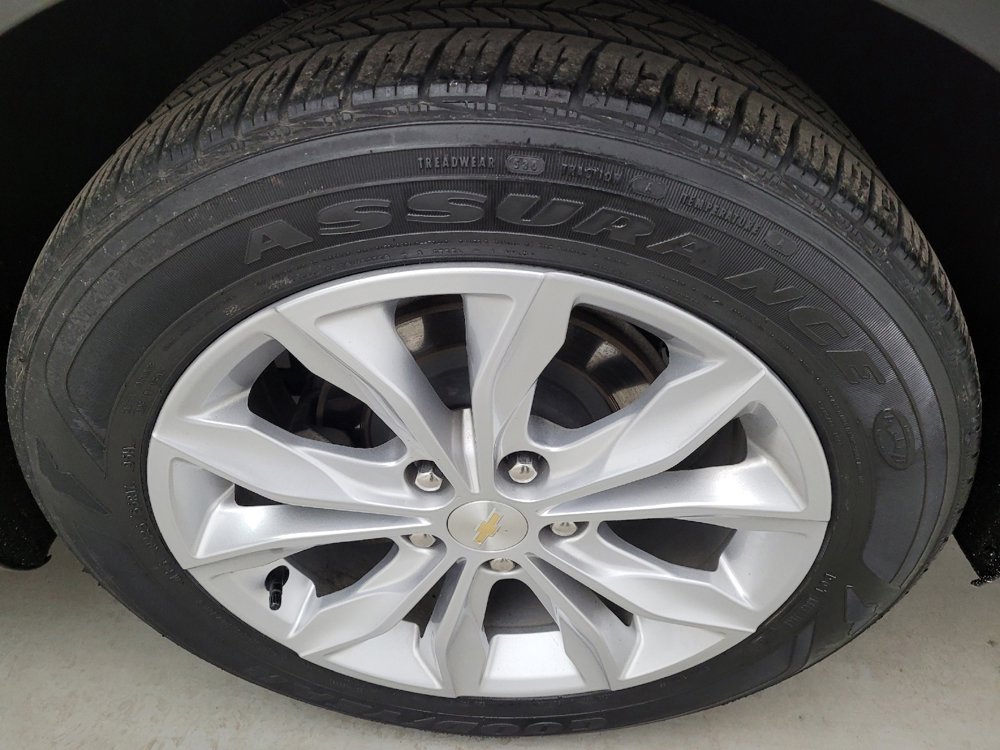 Used 2021 Chevrolet Malibu LT image 31