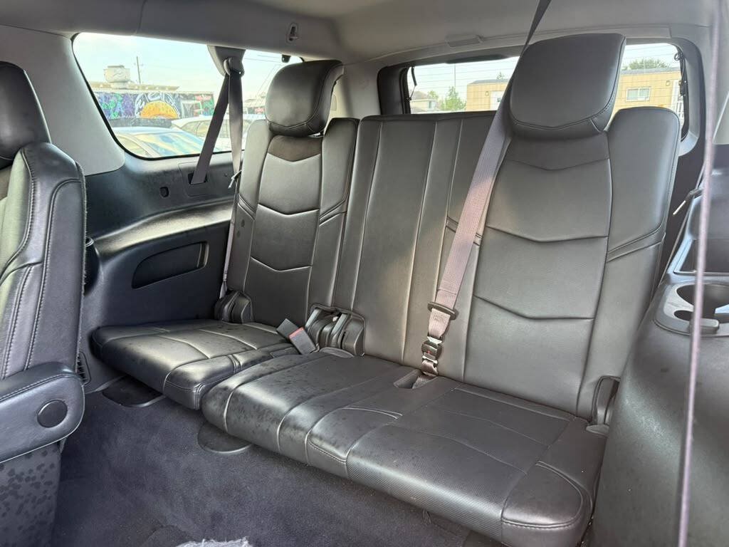 Used 2017 Cadillac Escalade ESV Premium Luxury AWD/4WD image 27