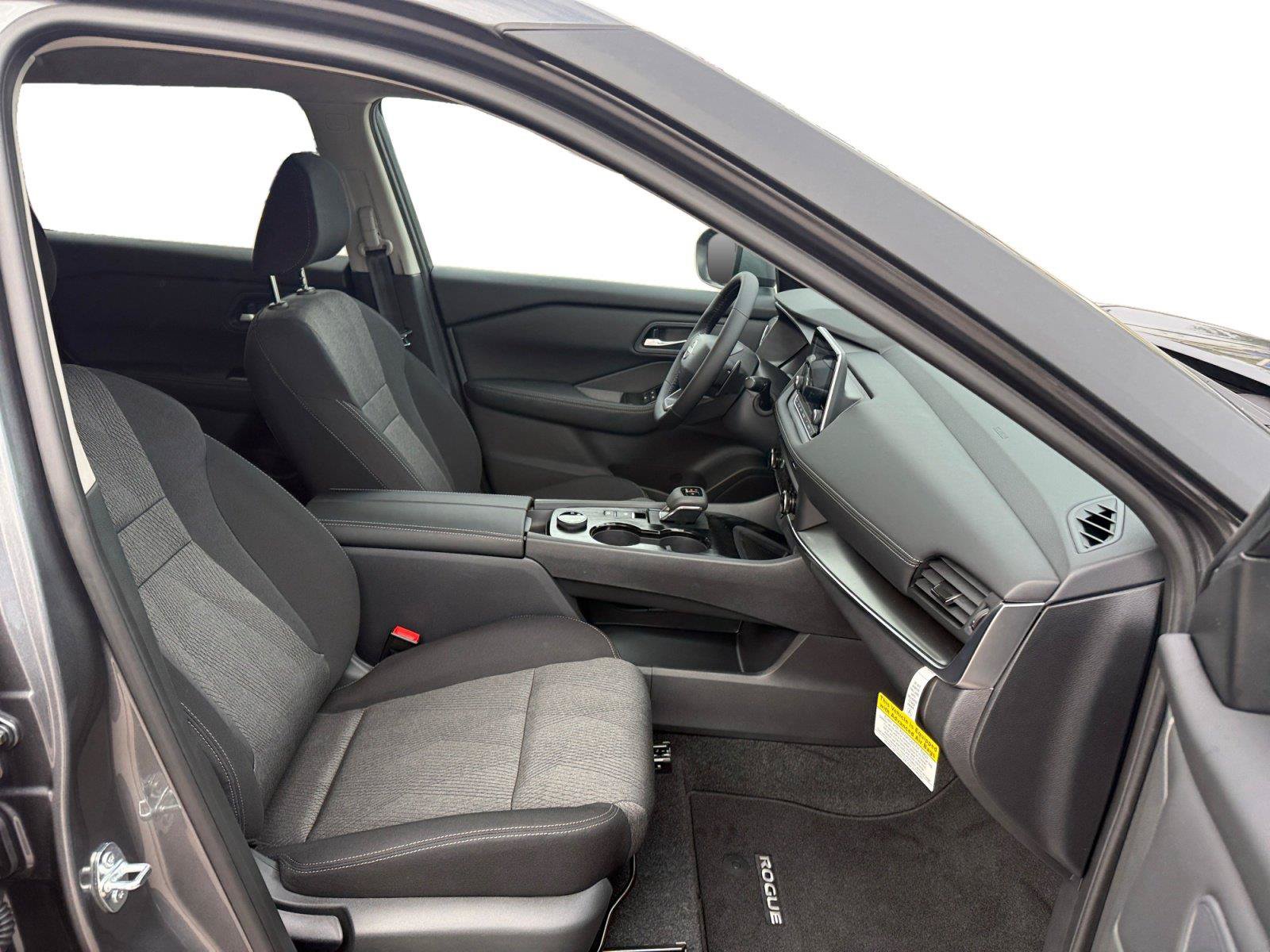 New 2026 Nissan Rogue SV AWD/4WD image 25