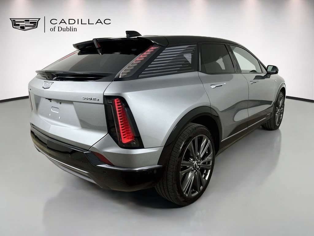 Certified 2025 Cadillac Optiq Sport 2 AWD/4WD image 5