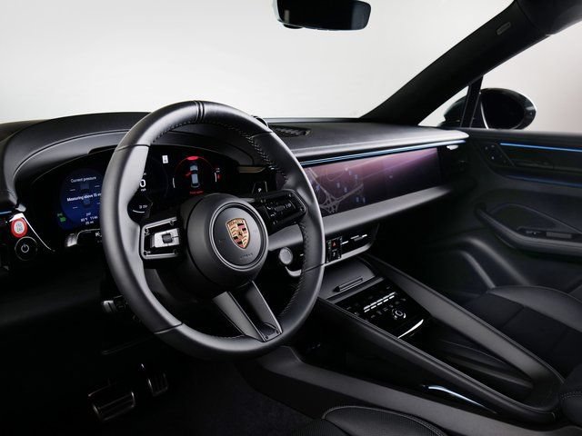 New 2026 Porsche Macan GTS Electric AWD/4WD image 4
