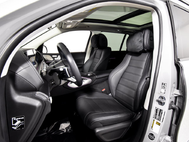 Certified 2025 Mercedes-Benz GLS 580 4MATIC image 4