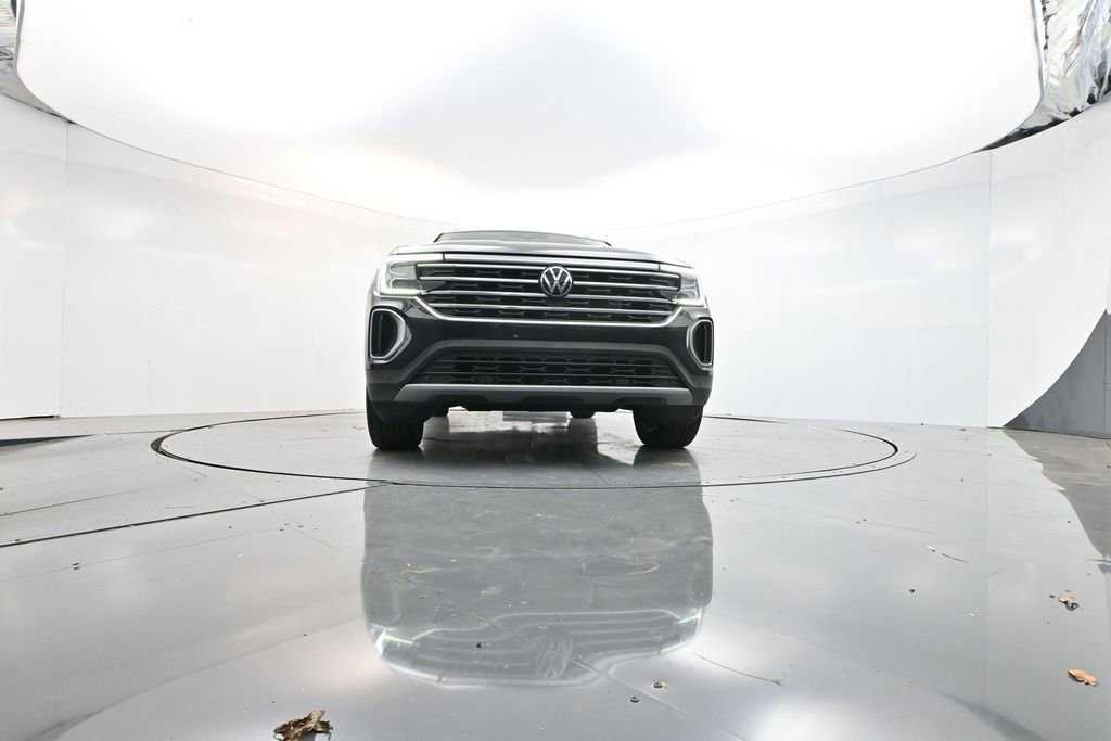 Used 2025 Volkswagen Atlas SE FWD image 32