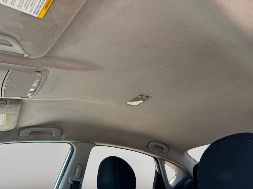 Used 2016 Nissan Sentra S FWD image 19