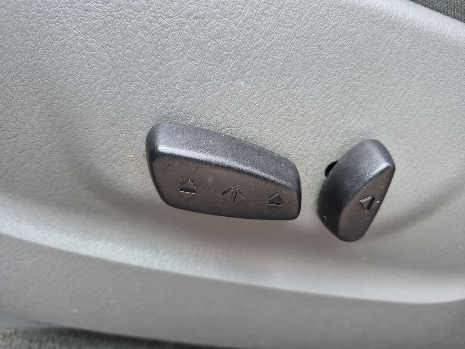 Used 2007 Dodge Grand Caravan SXT FWD image 16
