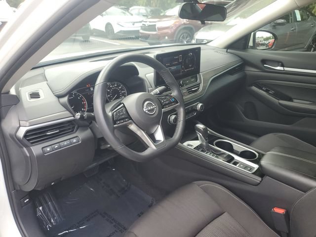 Certified 2023 Nissan Altima 2.5 SV w/ SV Premium Package FWD image 15