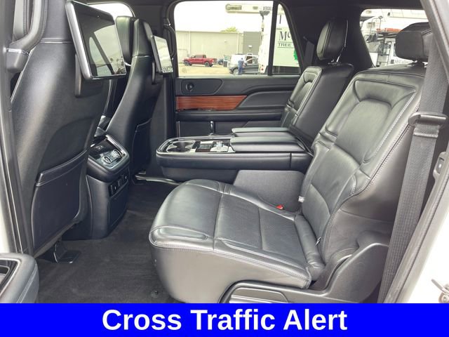 Used 2019 Lincoln Navigator L Reserve AWD/4WD image 23
