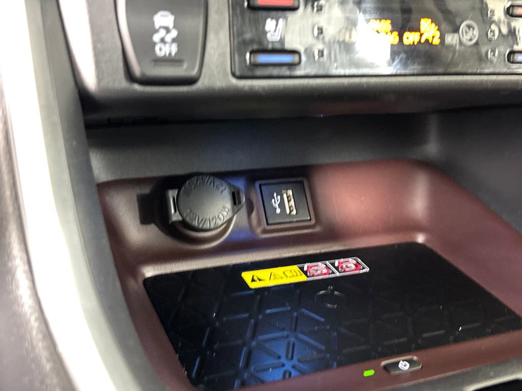 Used 2024 Toyota RAV4 Limited w/ Advanced Technology Package image 23