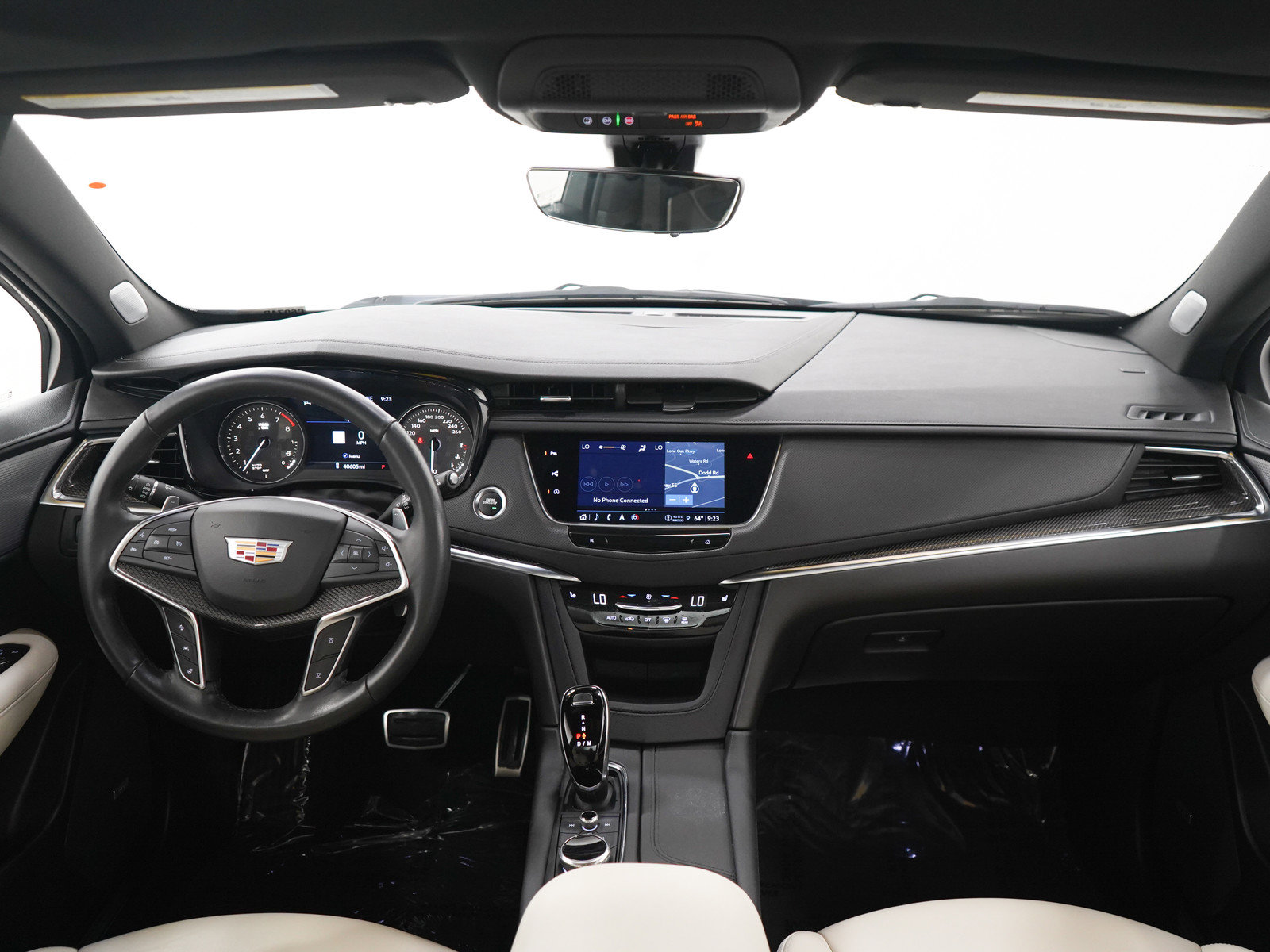 Used 2022 Cadillac XT5 Sportv w/ Technology Package AWD/4WD image 13
