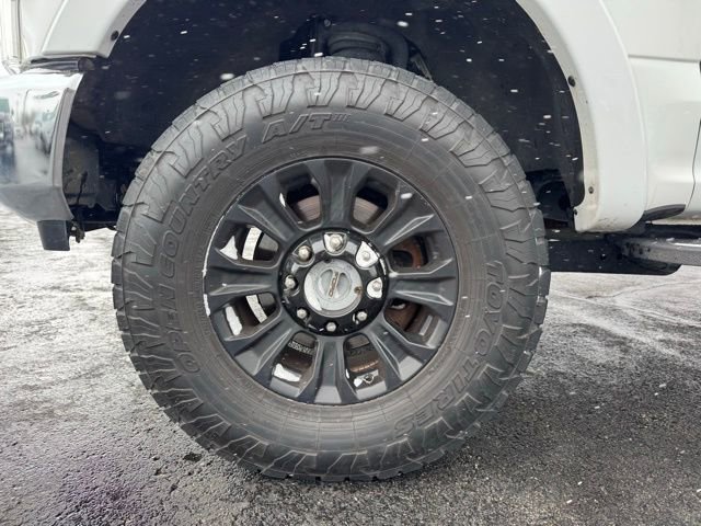 Used 2021 Ford F350 Lariat w/ Tremor Off-Road Package image 19