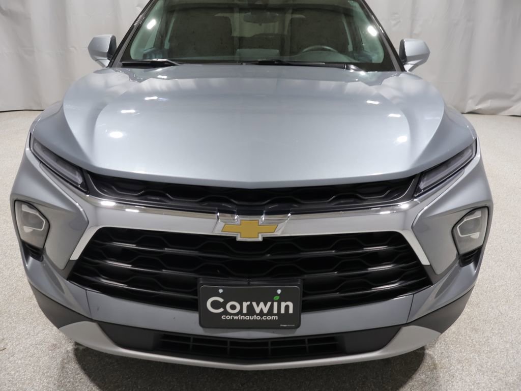 Used 2025 Chevrolet Blazer LT image 7