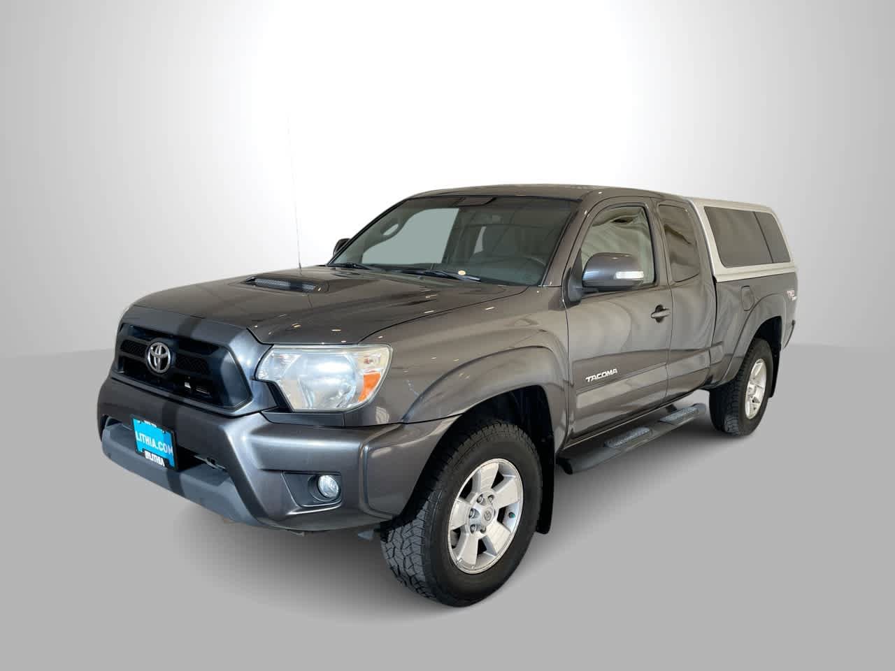Used 2013 Toyota Tacoma 4x4 Access Cab V6 w/ TRD Sport Pkg image 1
