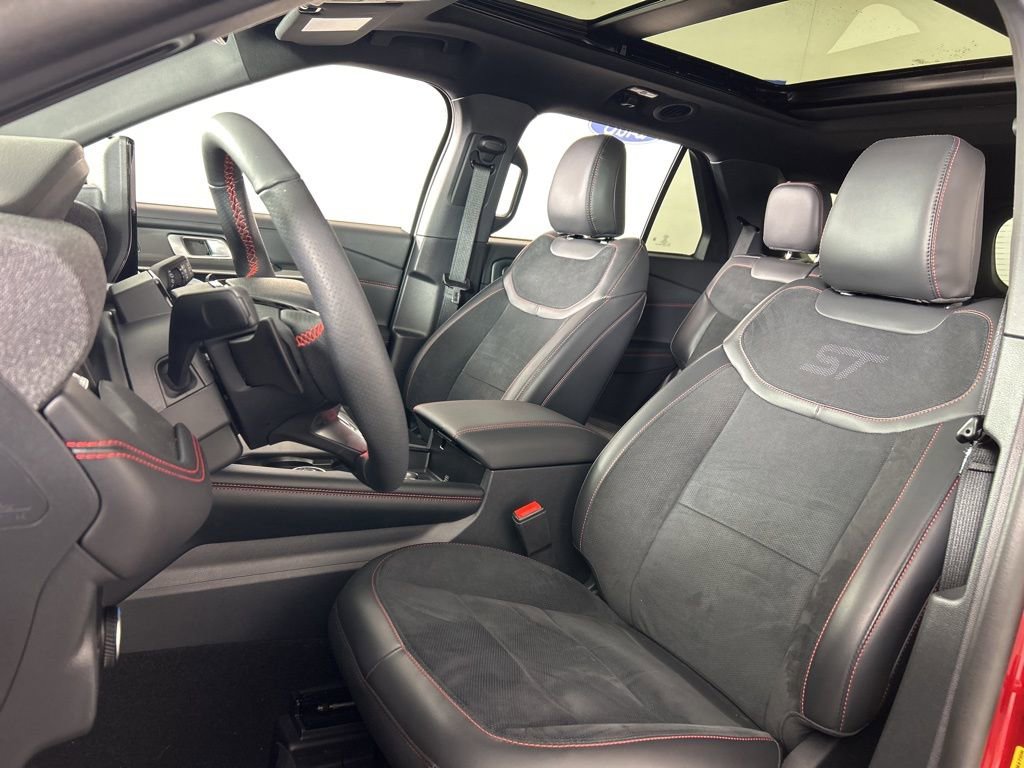 Used 2025 Ford Explorer ST w/ Sun And Sound Package image 23