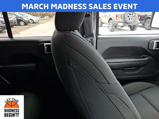 Used 2021 Jeep Wrangler Unlimited Sport w/ Technology Group image 13