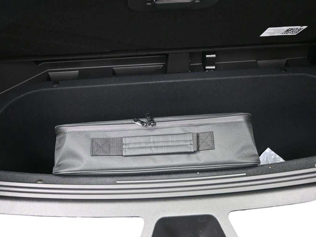 New 2026 Cadillac Lyriq Premium Sport image 20