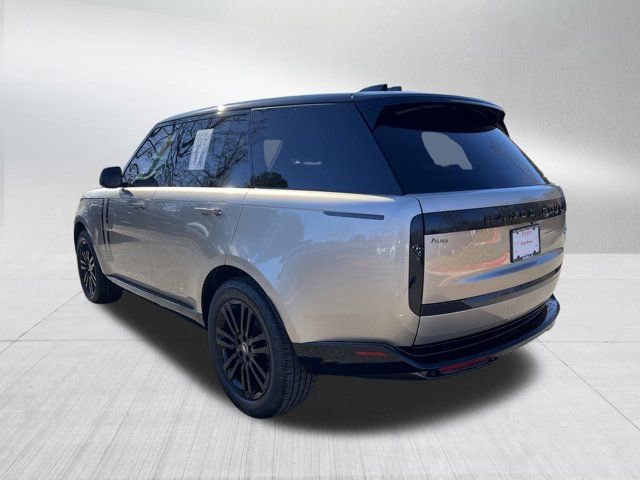 Used 2023 Land Rover Range Rover SE image 8