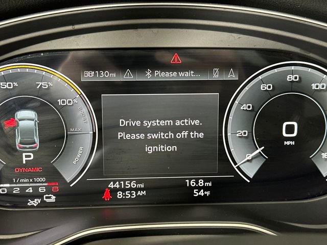 Used 2022 Audi Q5 e Premium Plus w/ Premium Plus Package image 18