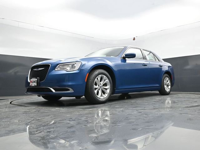 Used 2022 Chrysler 300 Touring RWD image 51