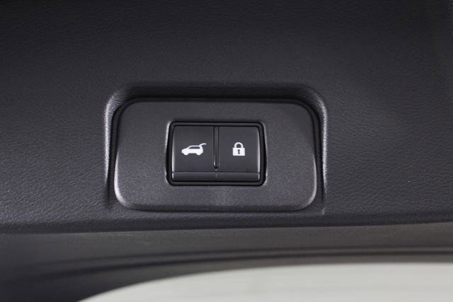 Certified 2024 Nissan Rogue Platinum w/ Platinum Premium Package image 19